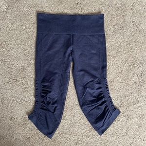 Lululemon Capri Ruched leggings